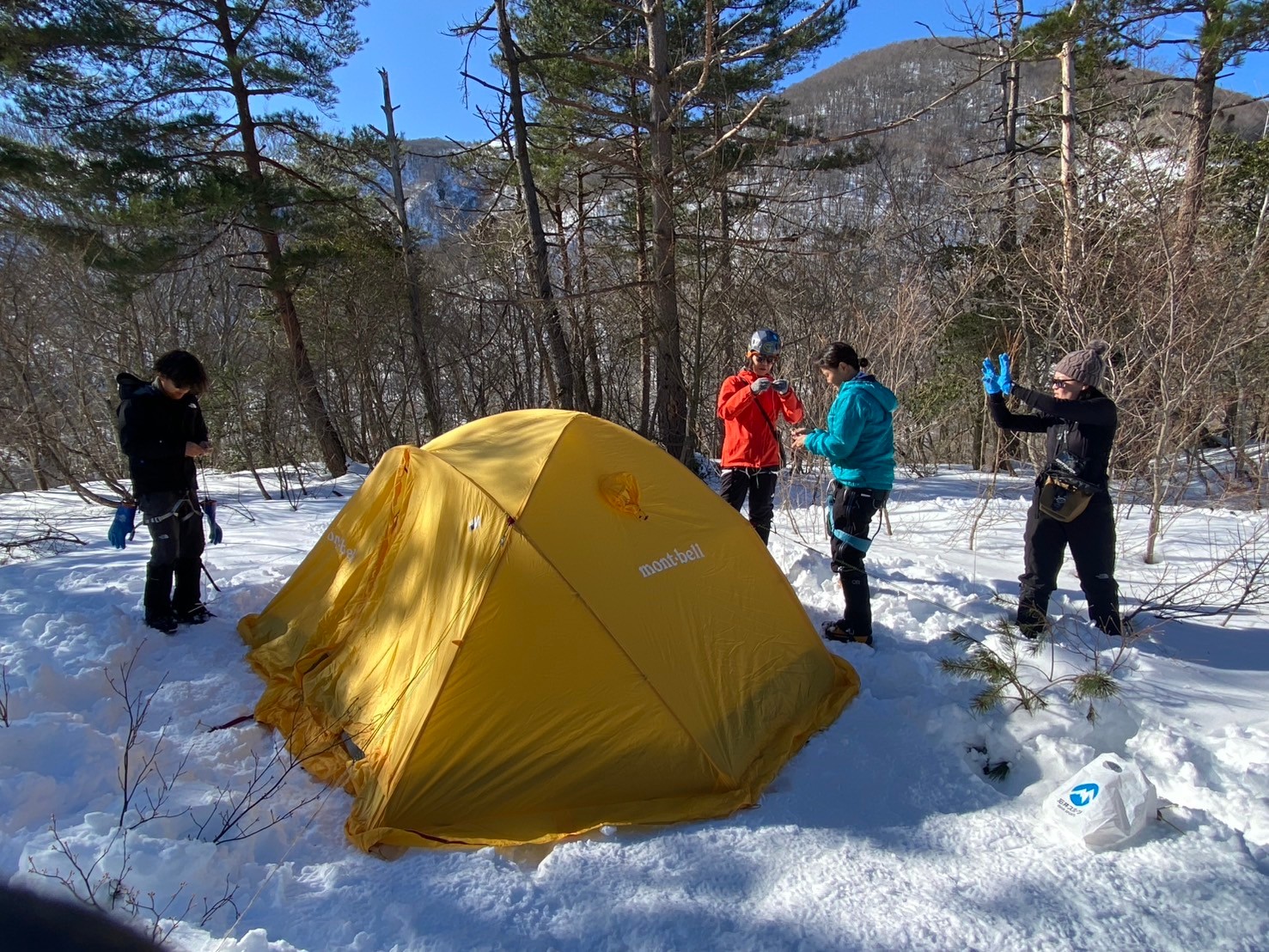 雪山教室3回目 (テント設営訓練:赤坂山)